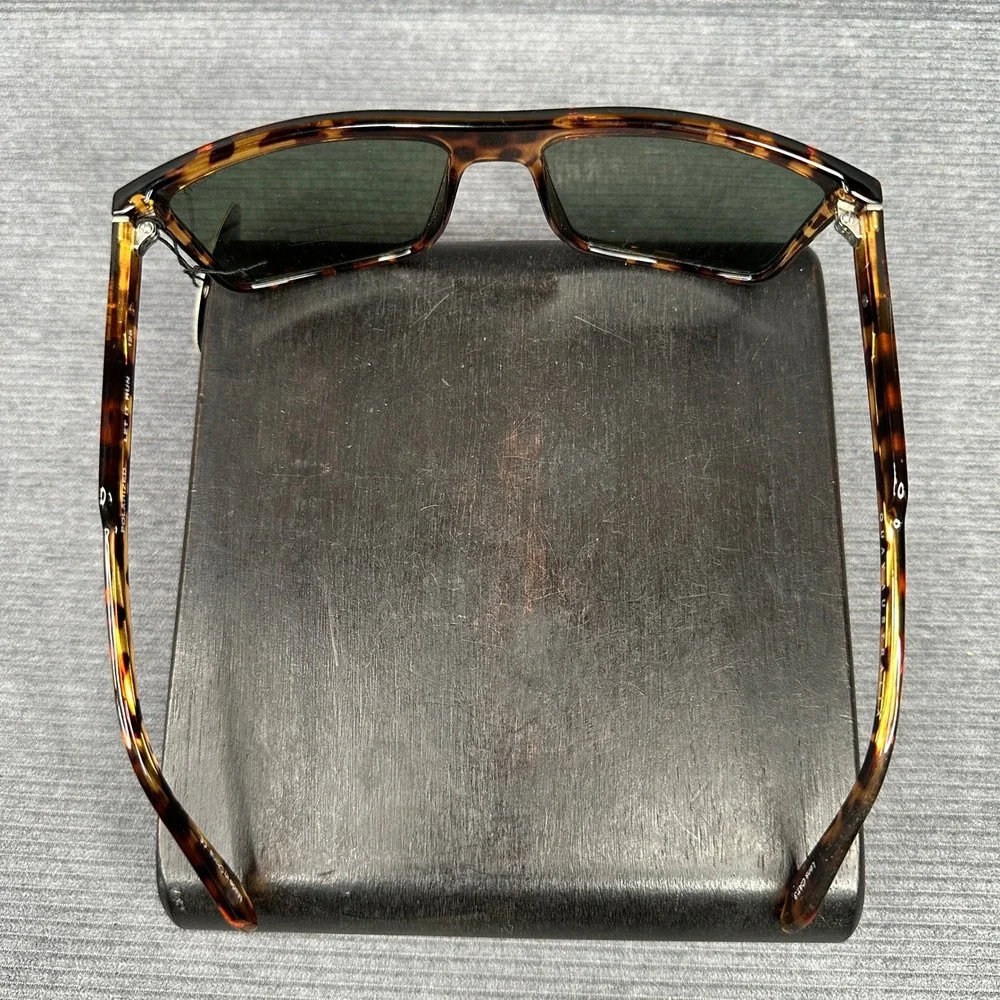Quay Australia Let It Run Polarized Sunglasses Tortoise Square Frame NEW